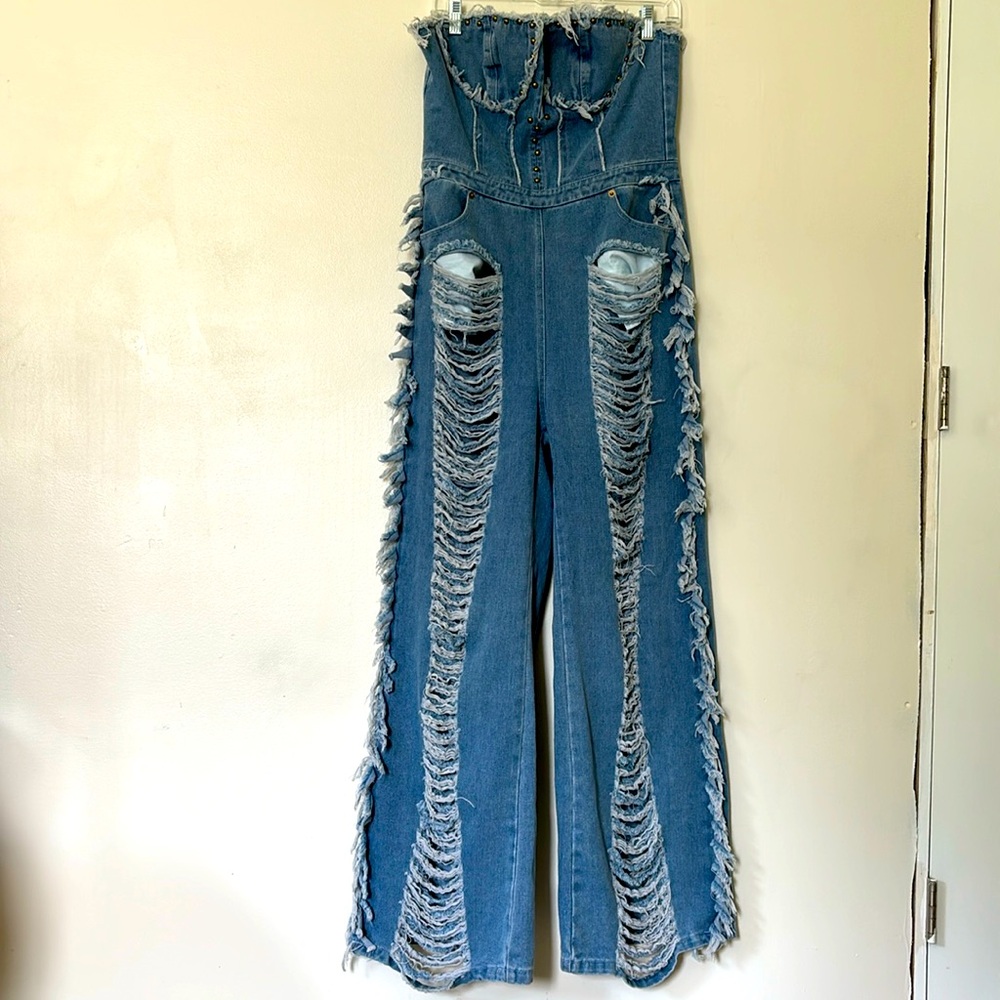 Unknown MFG women’s strapless jeans jumpsuit size large in excellent condition